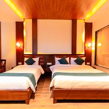 Galaxy Garden Resort Bharatpur  Exterior foto