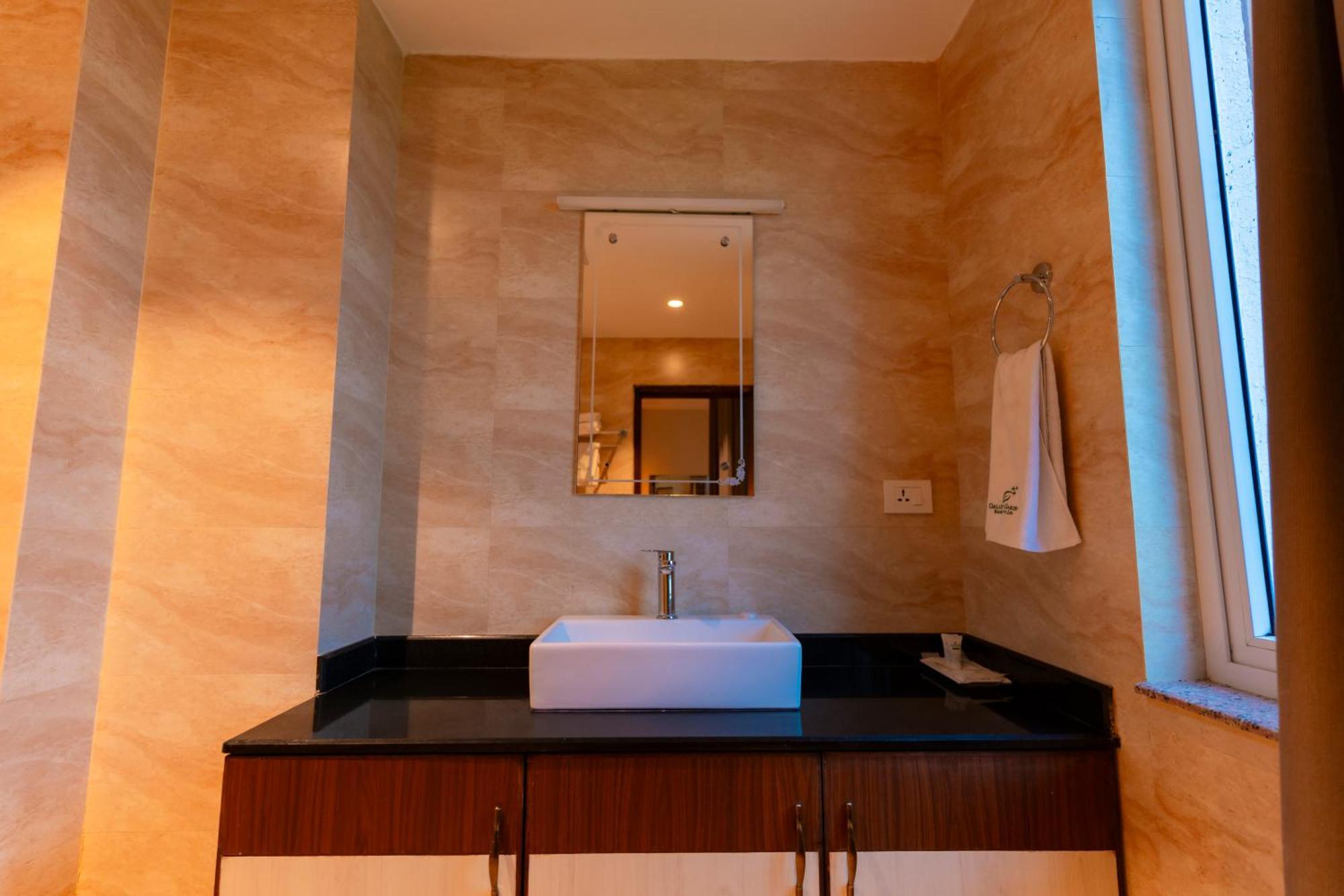 Galaxy Garden Resort Bharatpur  Exterior foto